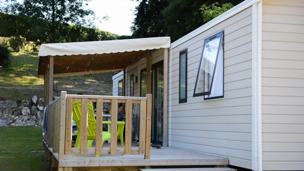 Photo of Patio Balcony in Montpon-Menesterol