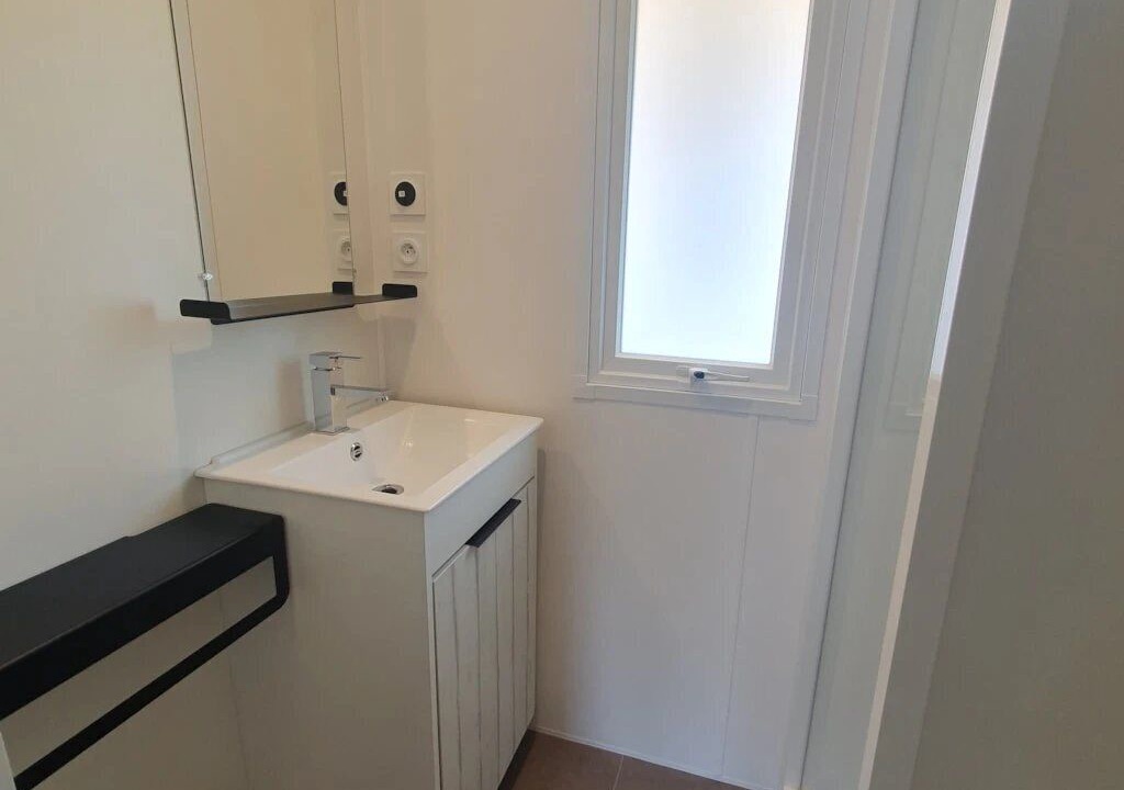 Photo of Bathroom in Montpon-Menesterol