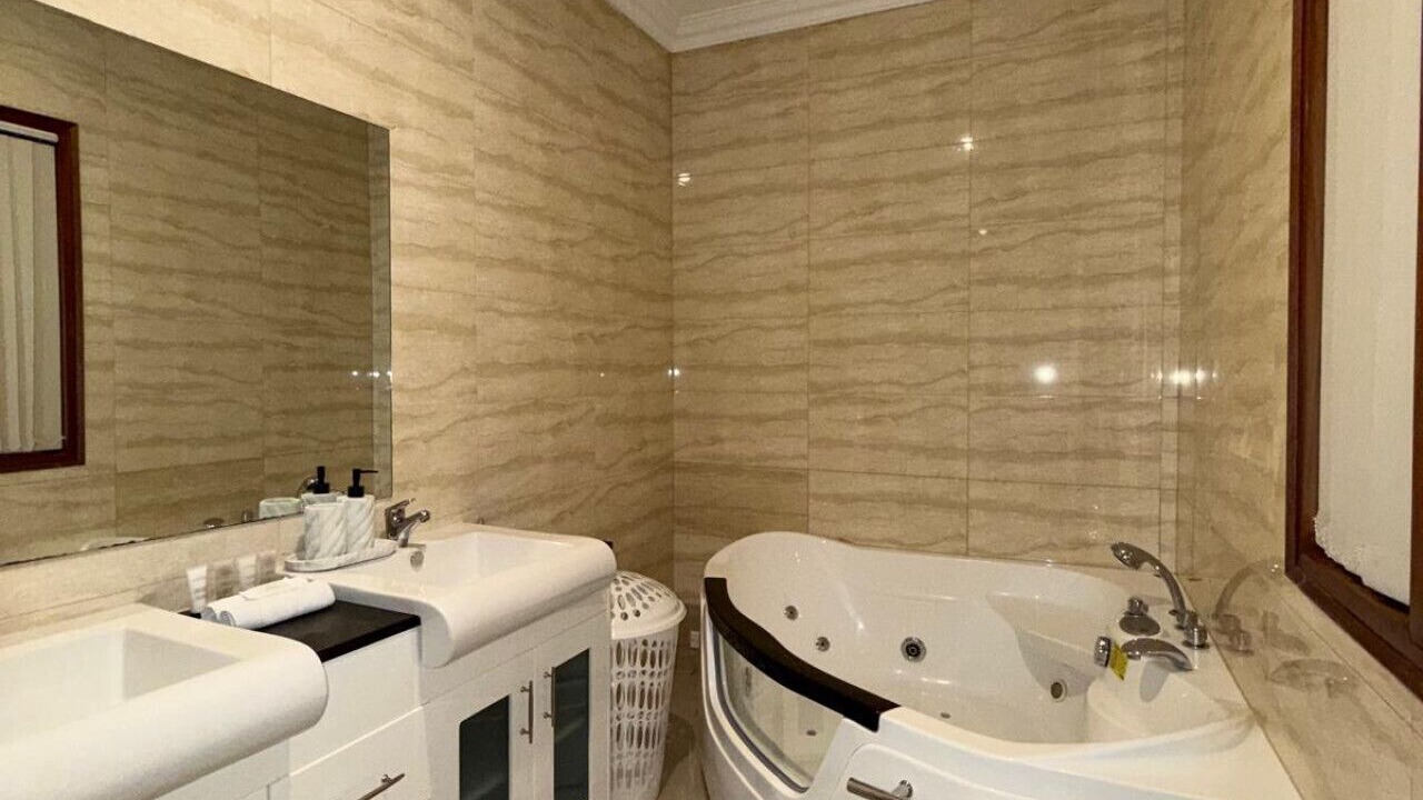 Photo of Bathroom in Epping