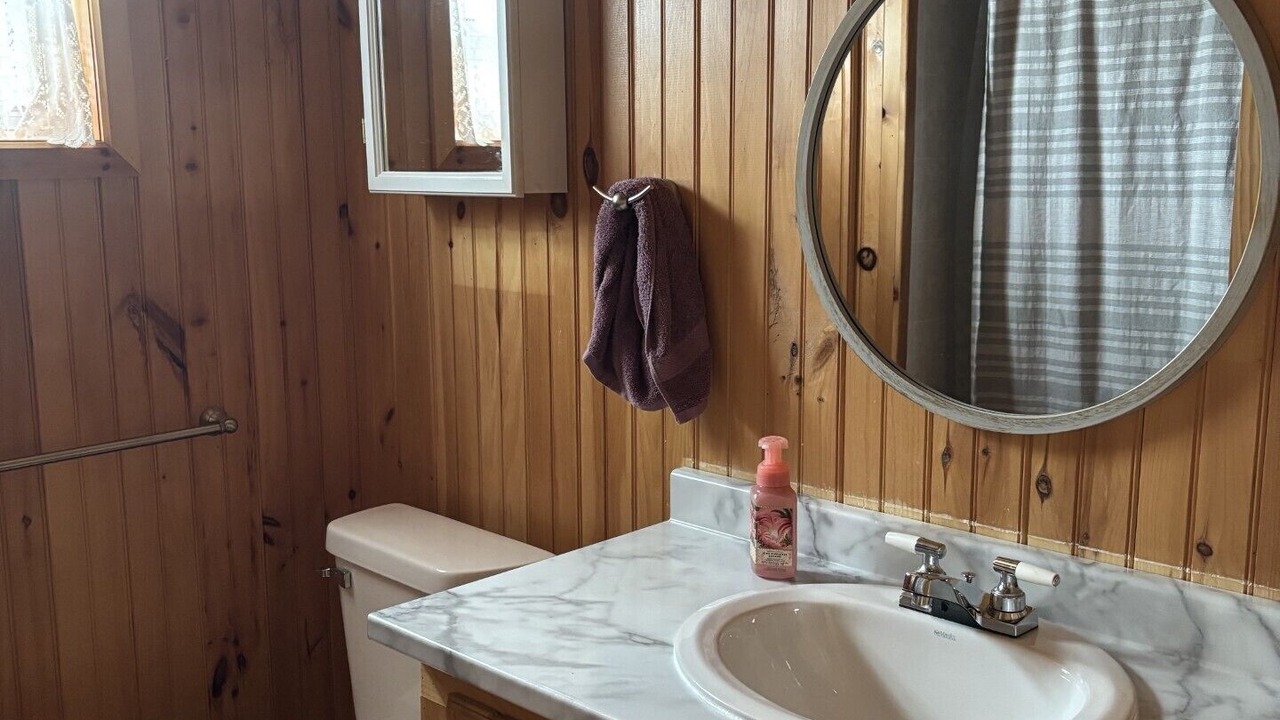 Photo of Bathroom in Bonshaw