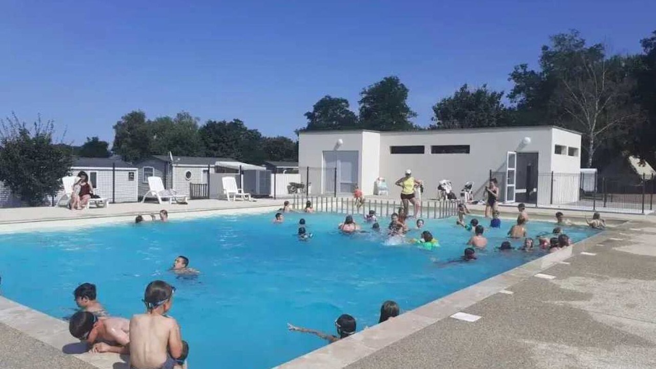 Photo of Outdoor in Argenton-Chateau