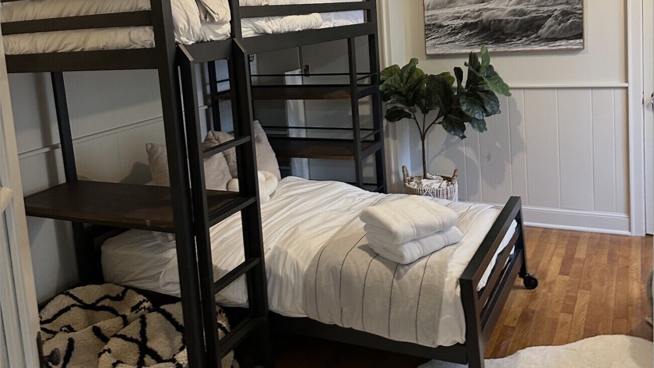 Photo of Bedroom in Oread