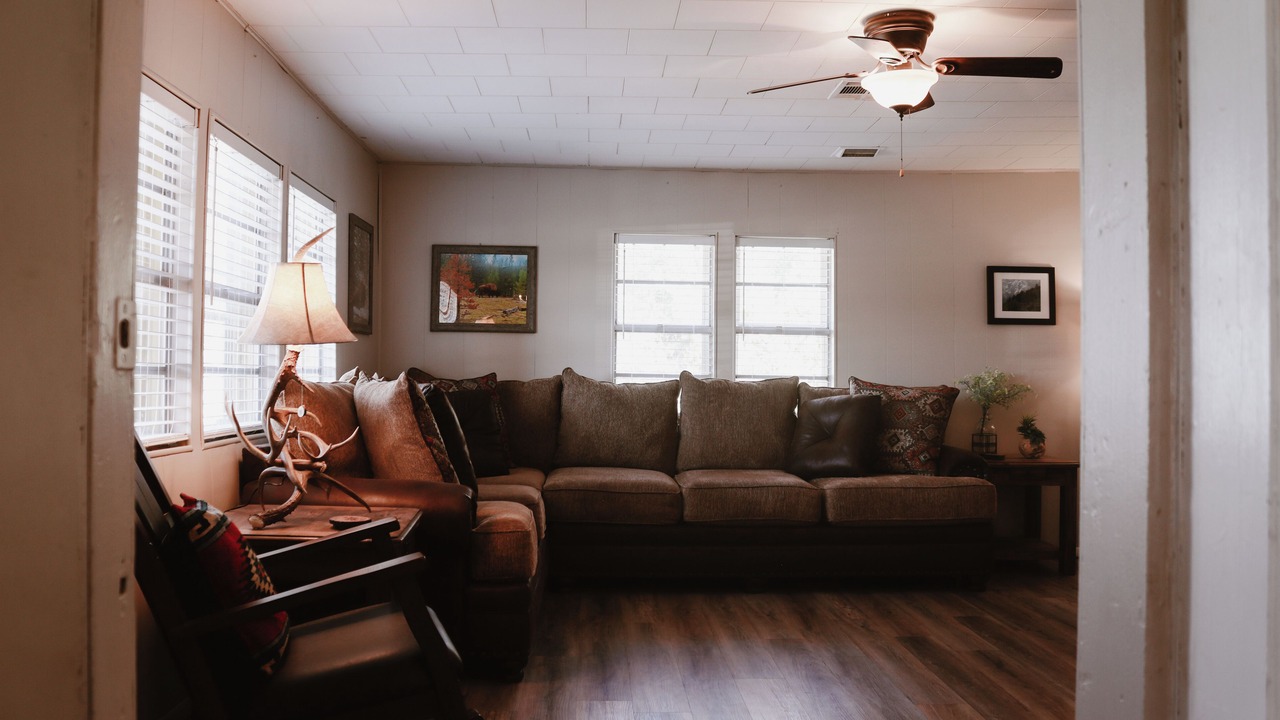 Photo of Livingroom in Shattuck