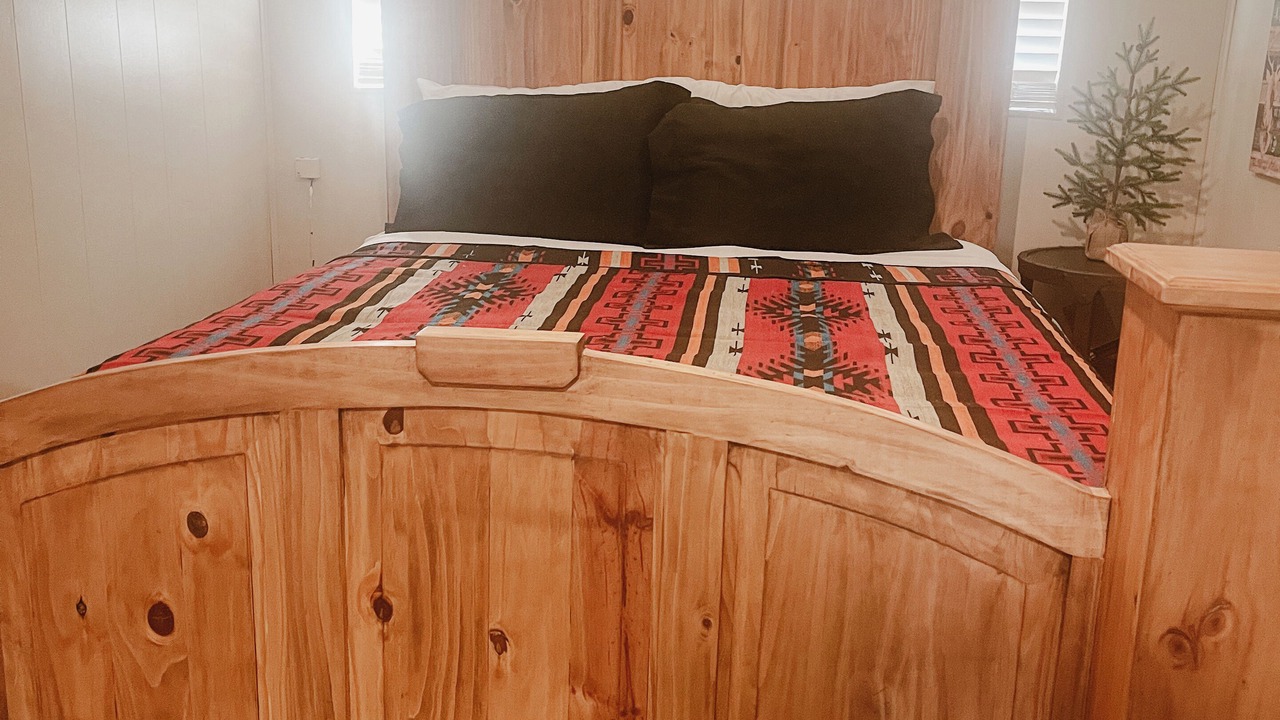 Photo of Bedroom in Shattuck