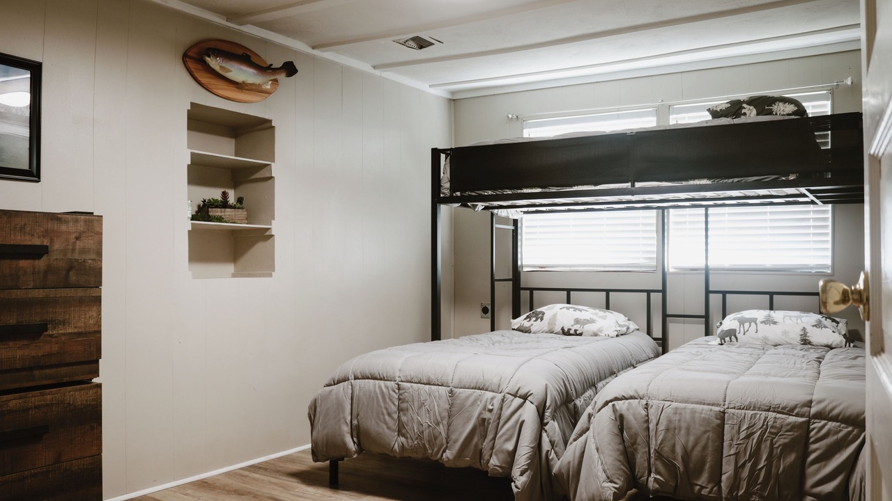 Photo of Bedroom in Shattuck