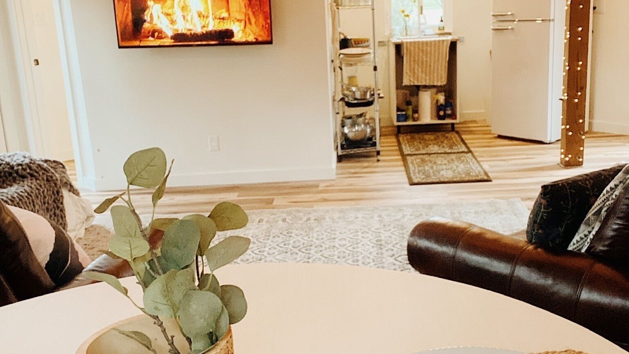 Photo of Livingroom in Travelers Rest
