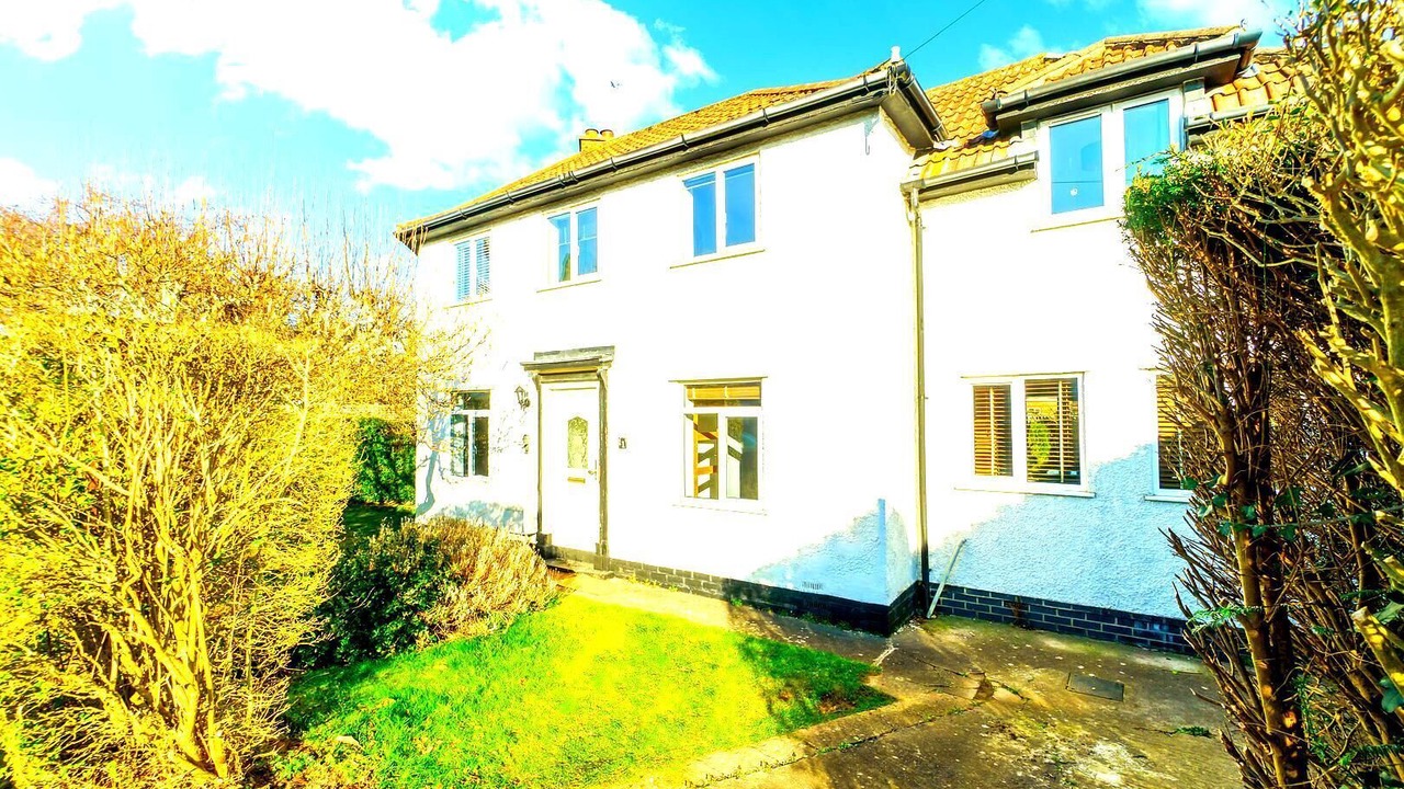 Photo of Outdoor in Pill