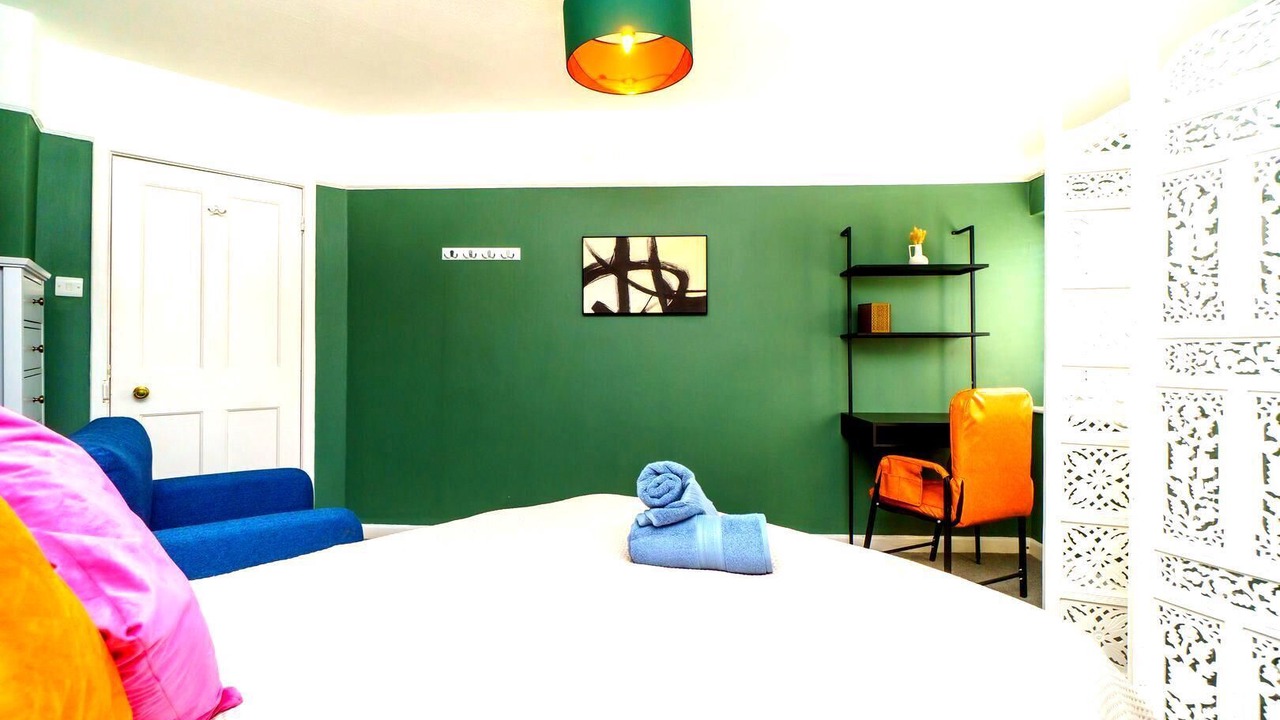 Photo of Bedroom in Pill