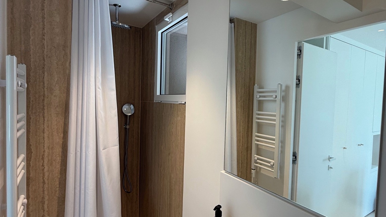 Photo of Bathroom in Le Pecq