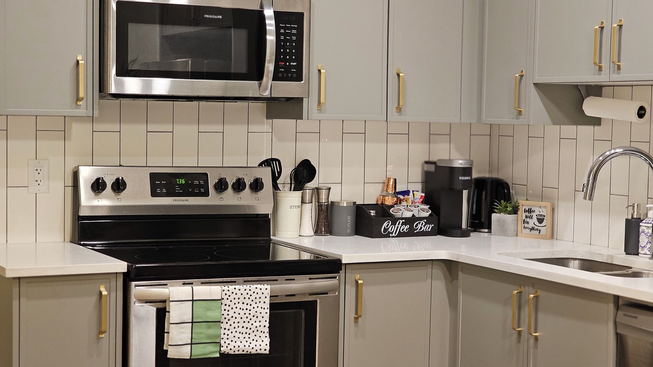 Photo of Kitchen in Southeast Calgary