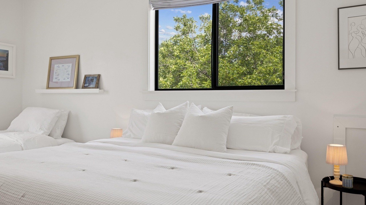 Photo of Bedroom in Blackshear-Prospect Hill