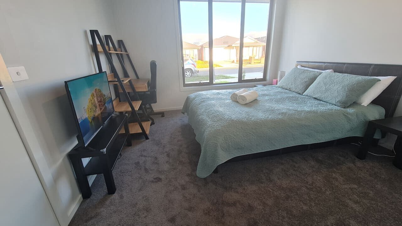 Photo of Bedroom in Delacombe