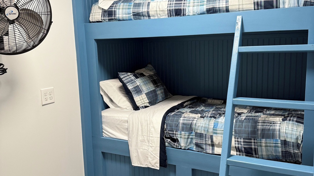 Photo of Bedroom in Toccoa