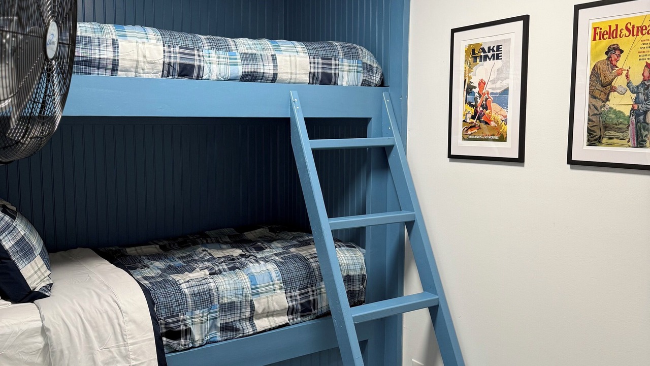 Photo of Bedroom in Toccoa