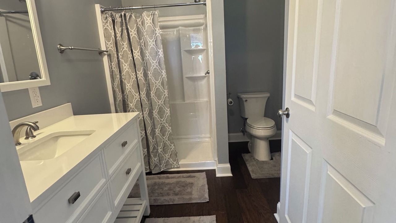 Photo of Bathroom in Pilot