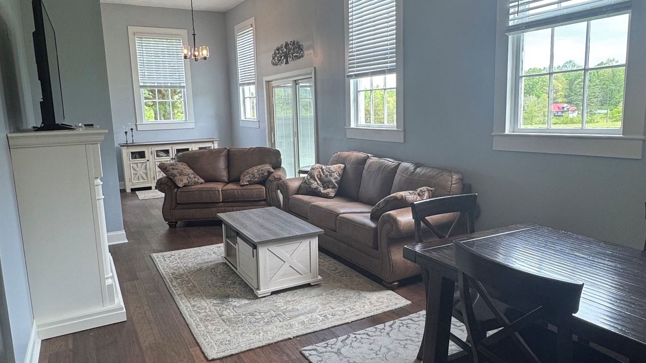 Photo of Livingroom in Pilot