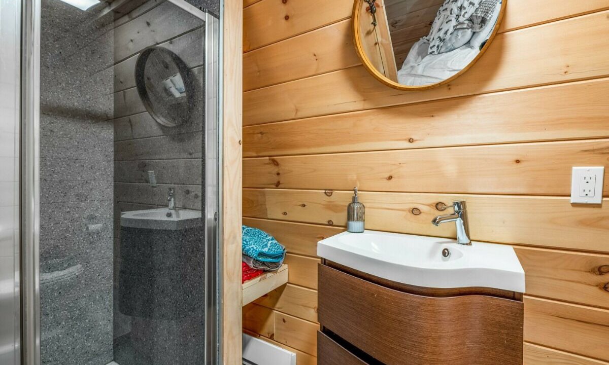 Photo of Bathroom in Matawinie Regional County Municipality
