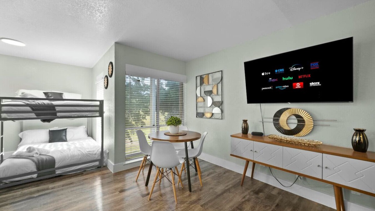 Photo of Livingroom in Arlington