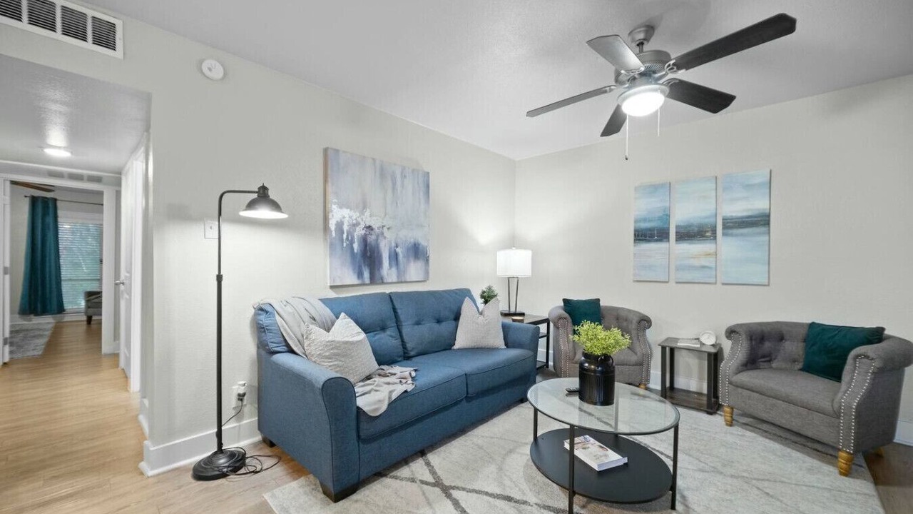 Photo of Livingroom in Arlington