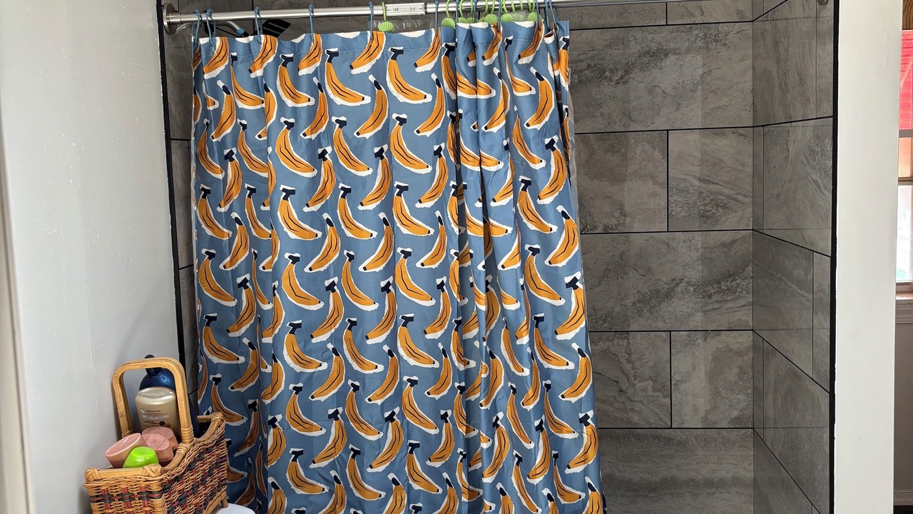 Photo of Bathroom in Foxcroft Square