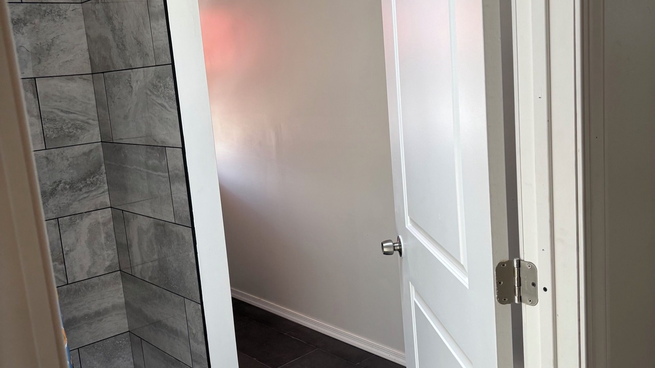 Photo of Bathroom in Foxcroft Square