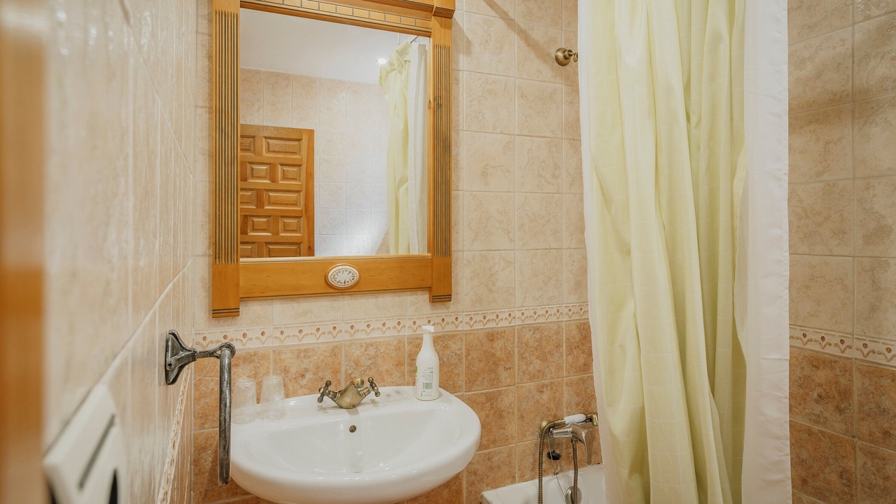 Photo of Bathroom in Ampudia