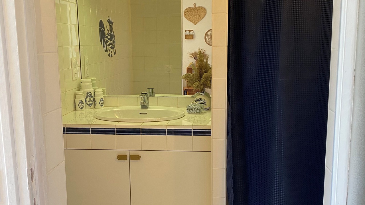 Photo of Bathroom in Jurancon