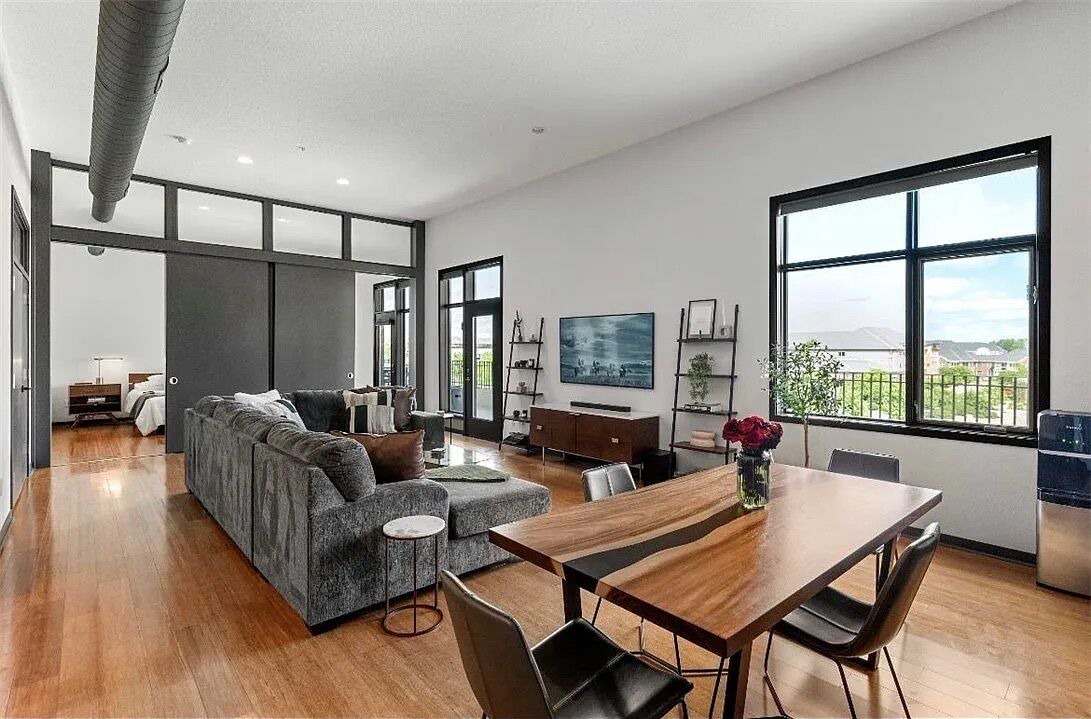 Photo of Livingroom in West Des Moines