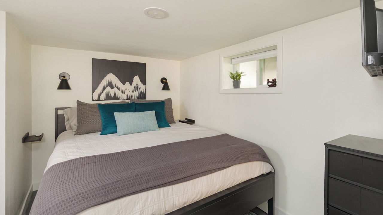 Photo of Others in Bryn Mawr-Skyway