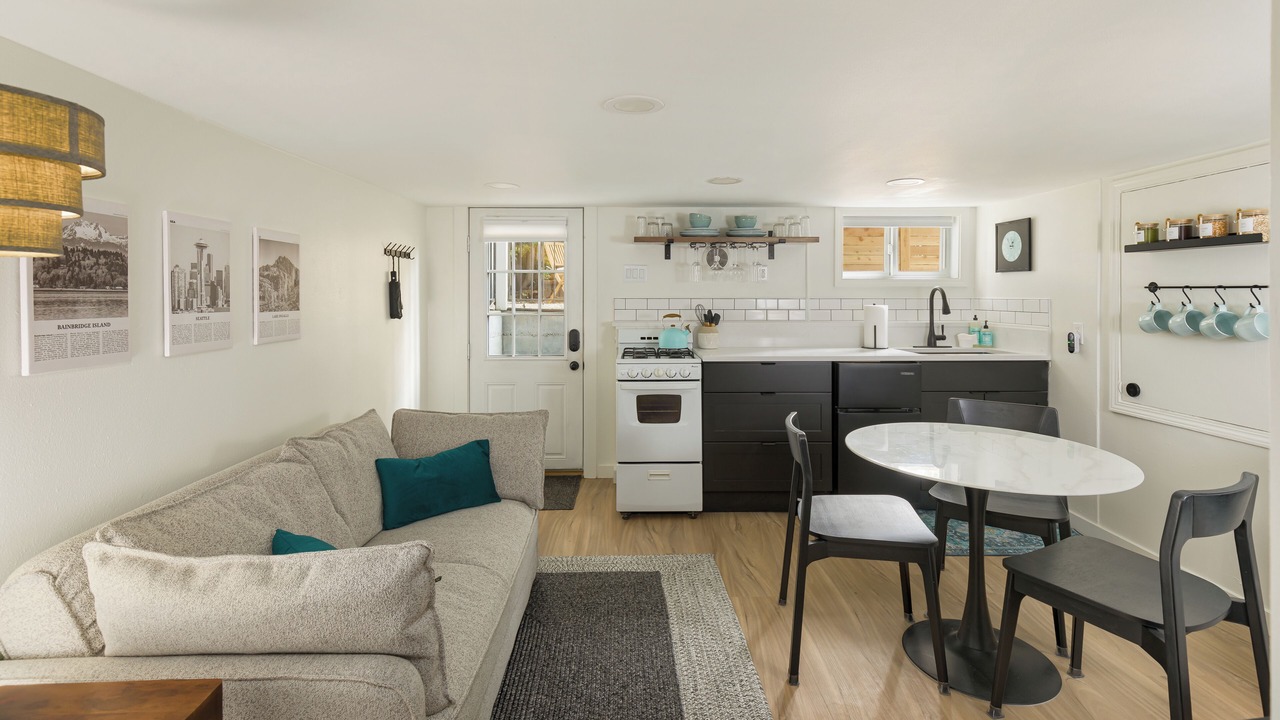 Photo of Others in Bryn Mawr-Skyway