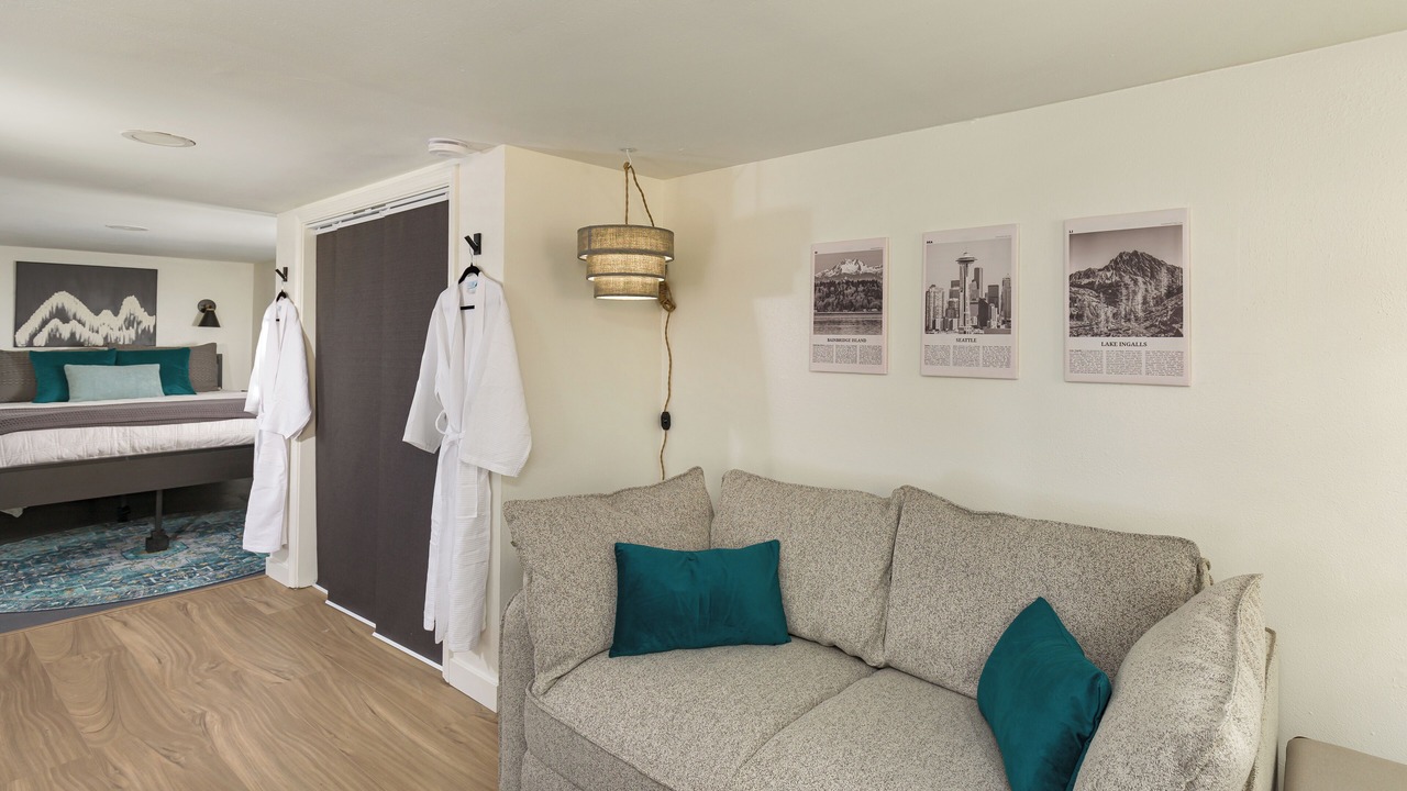 Photo of Others in Bryn Mawr-Skyway