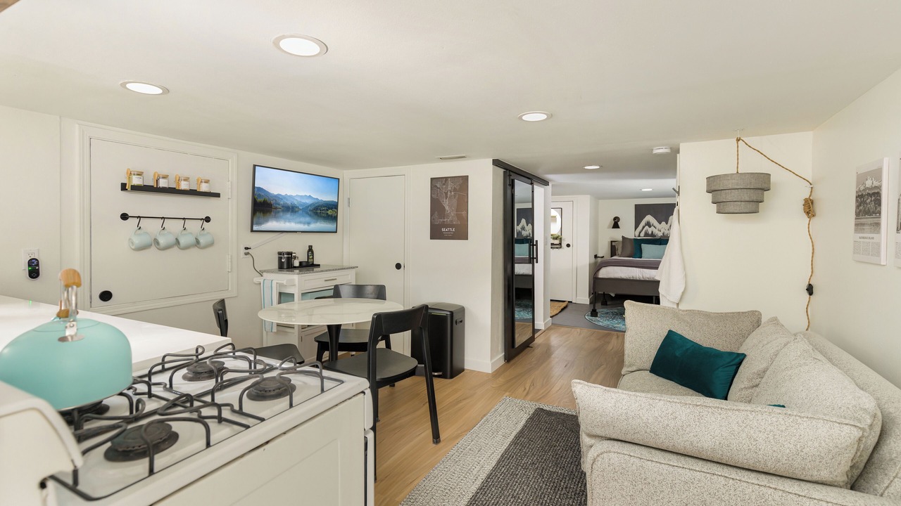 Photo of Others in Bryn Mawr-Skyway