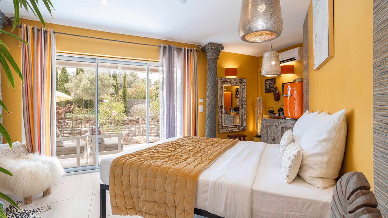 Photo of Bedroom in Saint-Nazaire