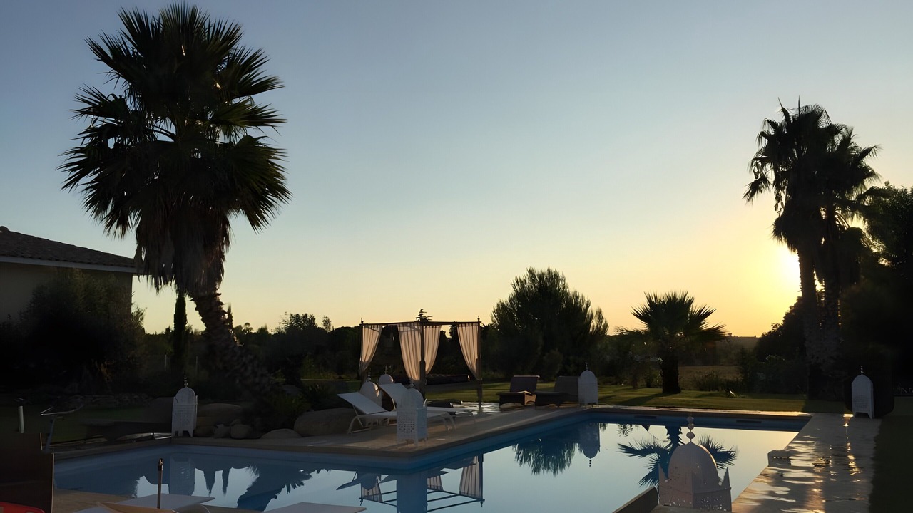 Photo of Outdoor in Bompas