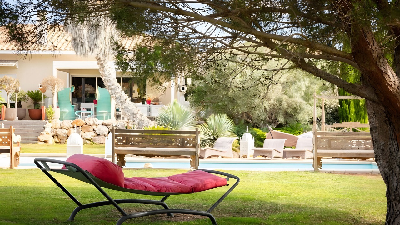Photo of Patio Balcony in Bompas