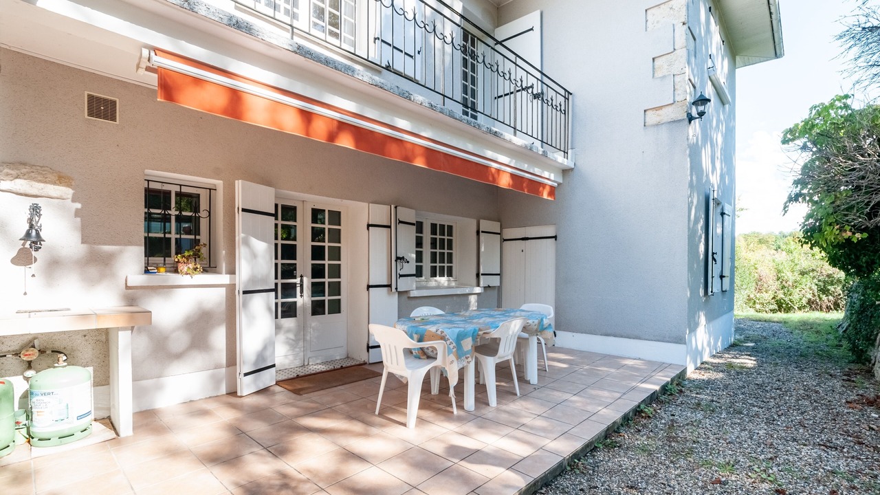 Photo of Outdoor in Bon-Encontre