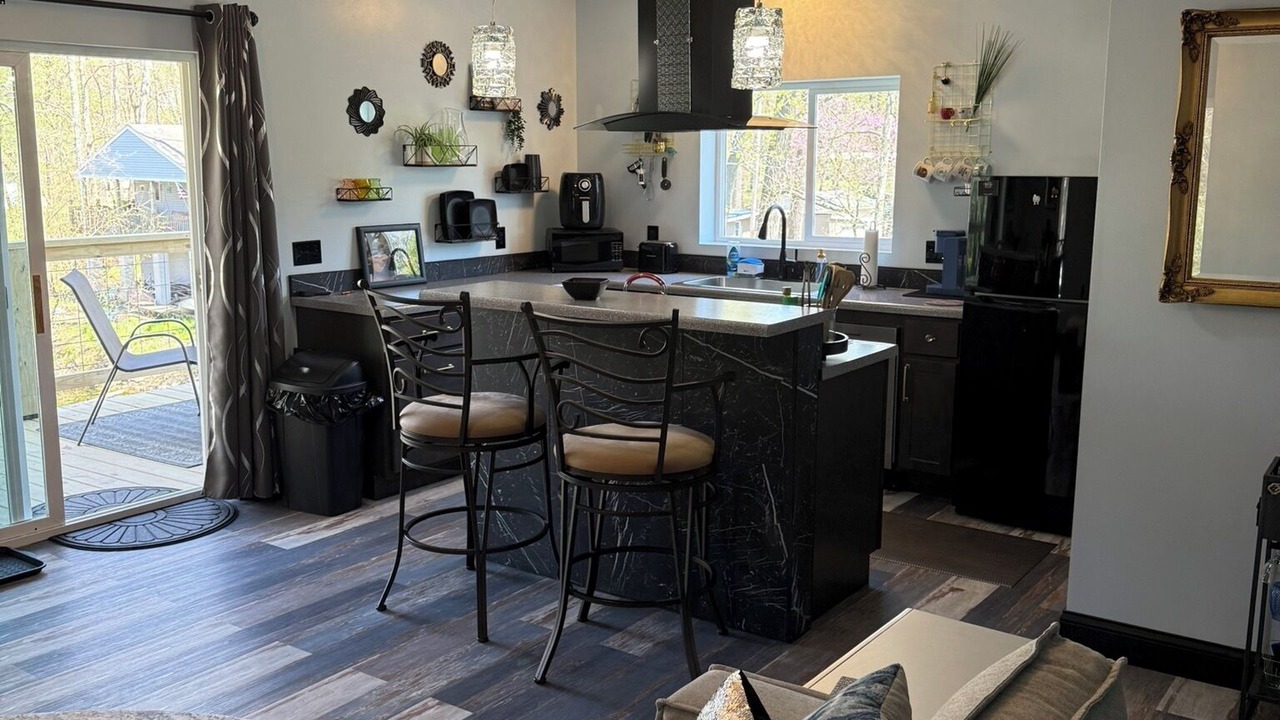 Photo of Others in Buffalo