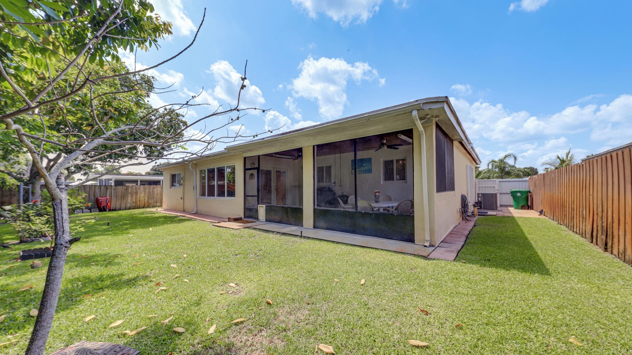 Photo of Outdoor in Miramar