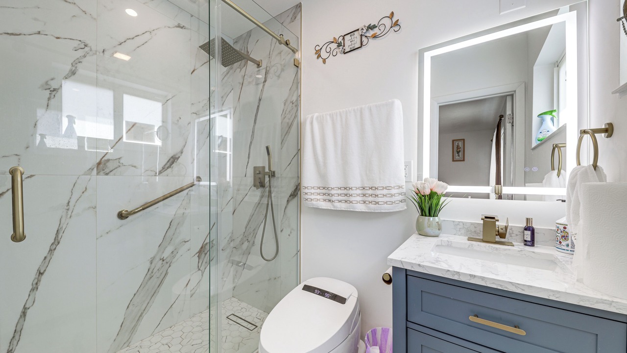 Photo of Bathroom in Miramar