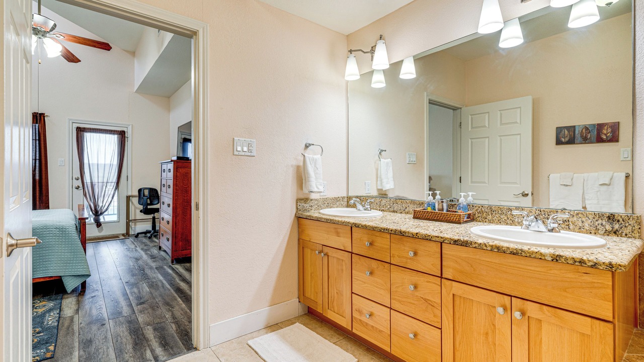 Photo of Bathroom in Highland Lake Estates