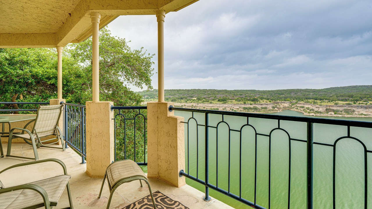 Photo of Patio Balcony in Highland Lake Estates