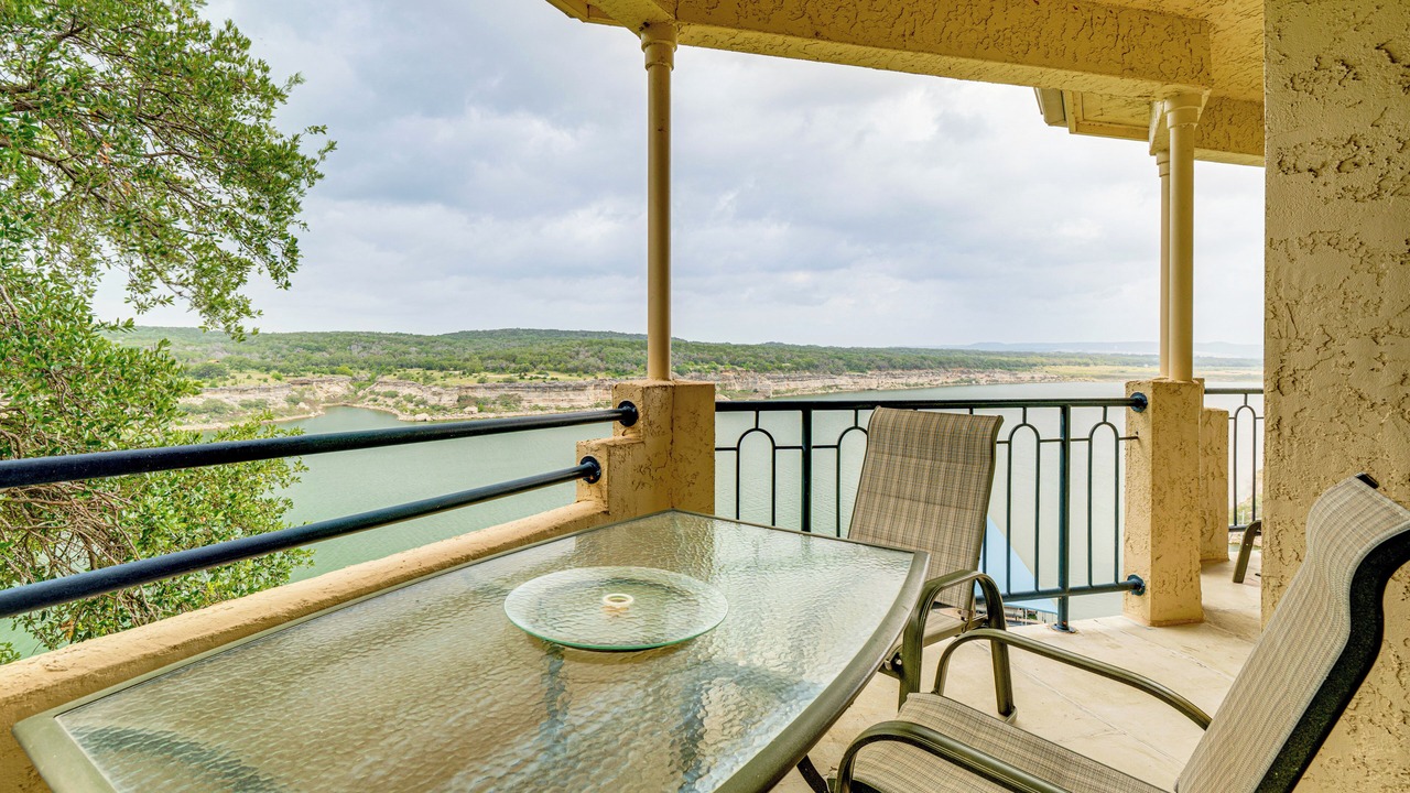 Photo of Patio Balcony in Highland Lake Estates