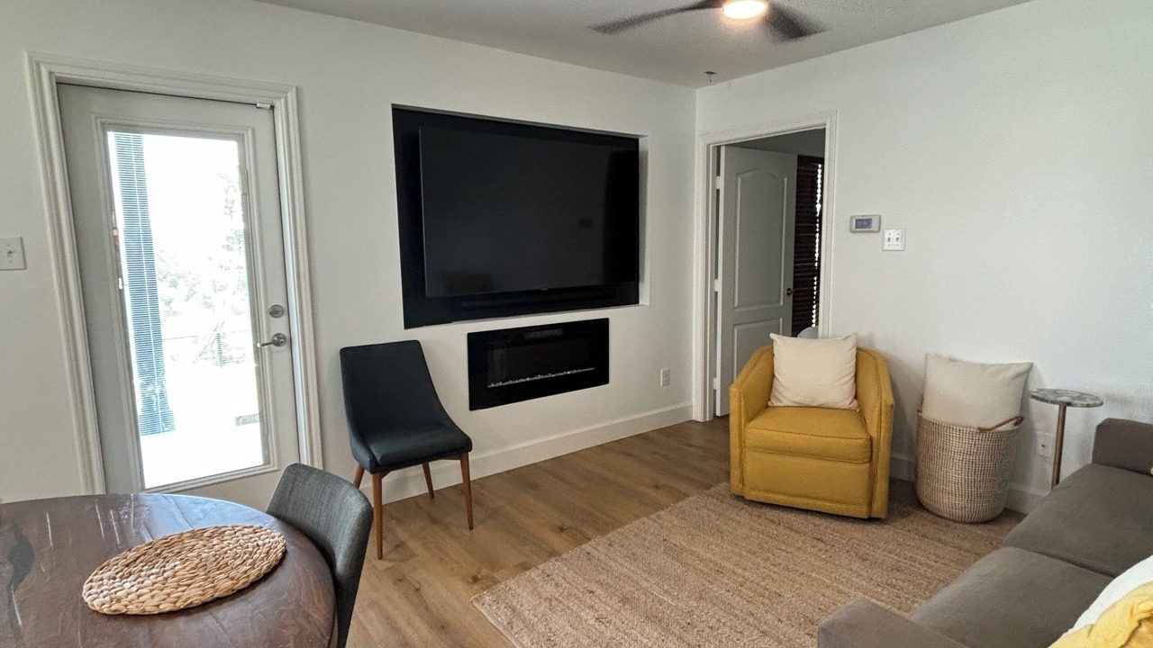 Photo of Livingroom in Spicewood