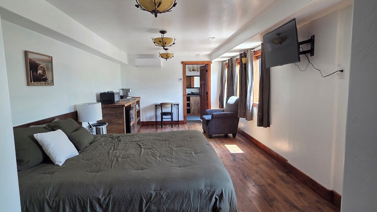 Photo of Bedroom in Cedaredge