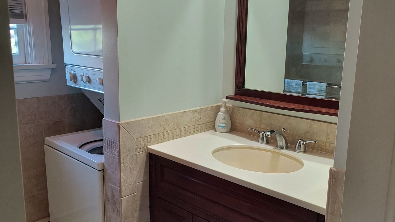 Photo of Others in Top of the Hill