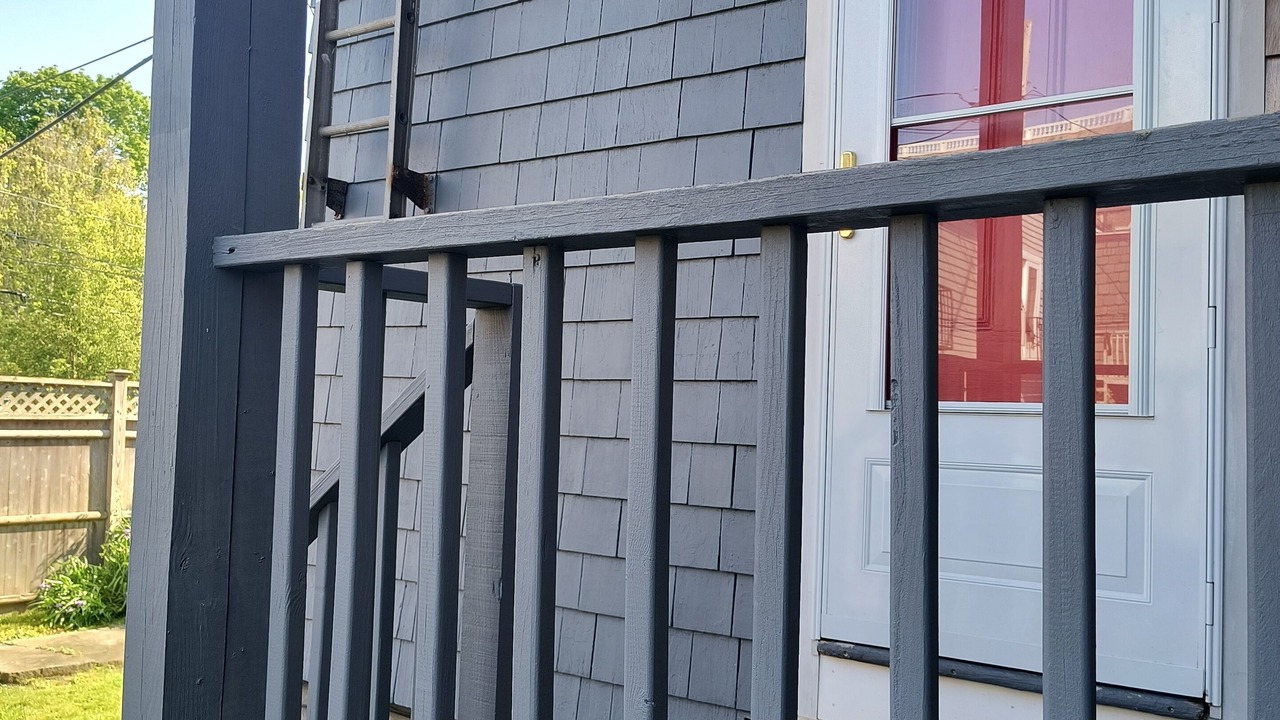 Photo of Others in Top of the Hill