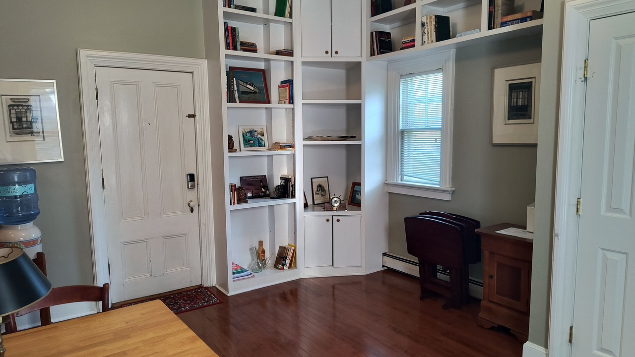 Photo of Others in Top of the Hill