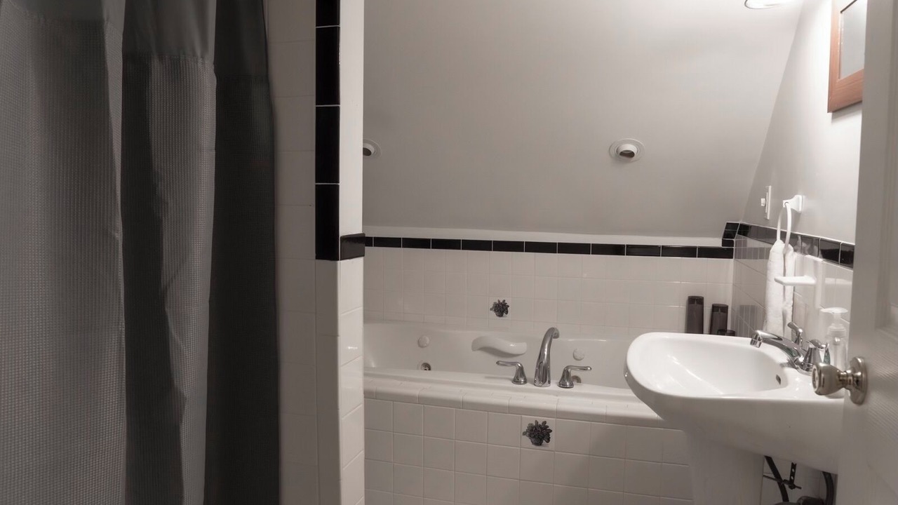 Photo of Bathroom in Proctorsville