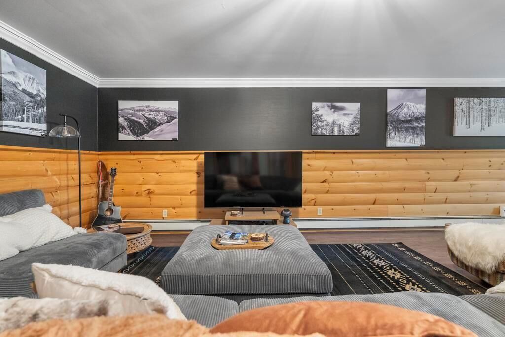Photo of Livingroom in Alanson