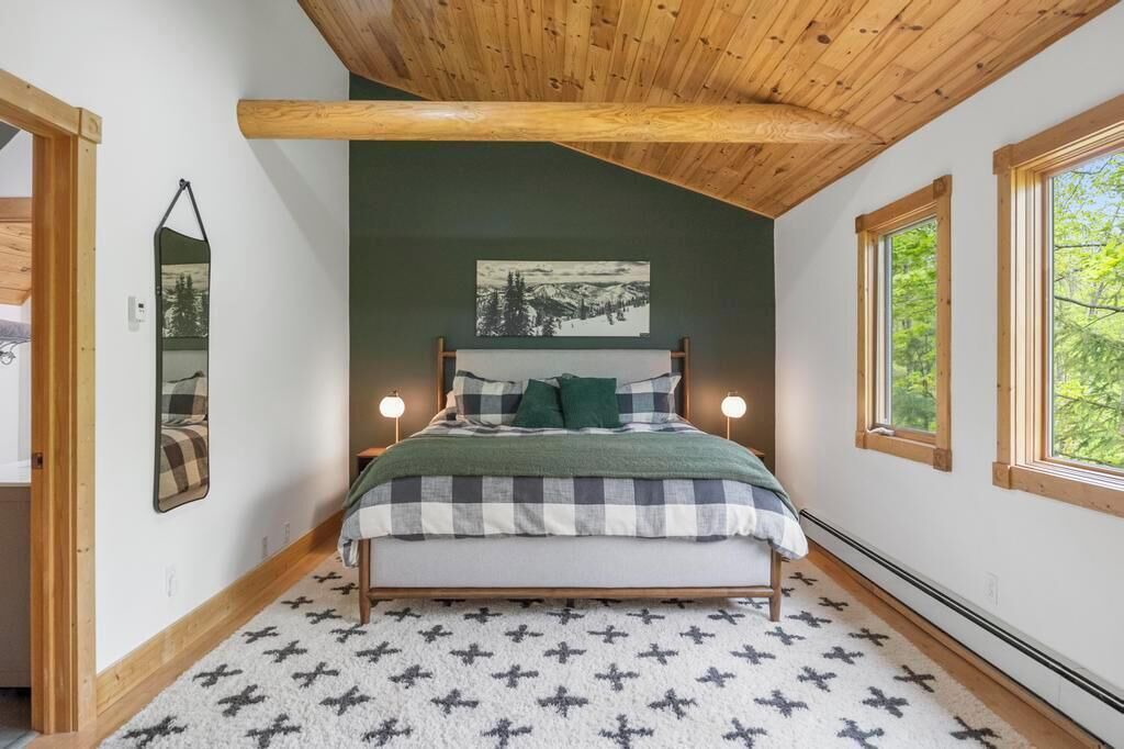 Photo of Bedroom in Alanson